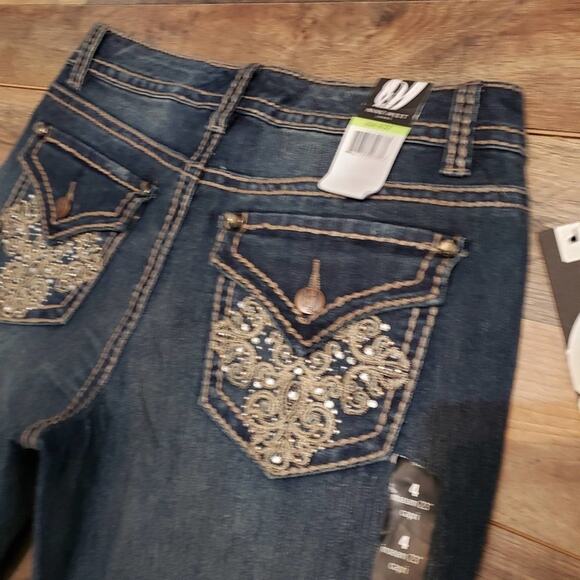 New Nine West Jeans Womens Adela Wash Bling Denim Capri Cropped Size 4/27 Bling - Picture 7 of 12